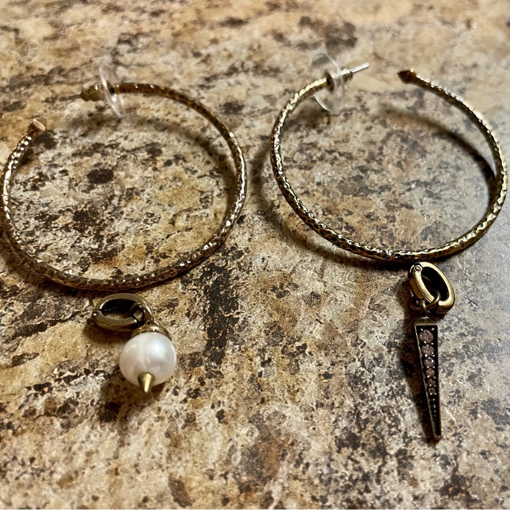 Kendra Scott hammered gold hoops with charms